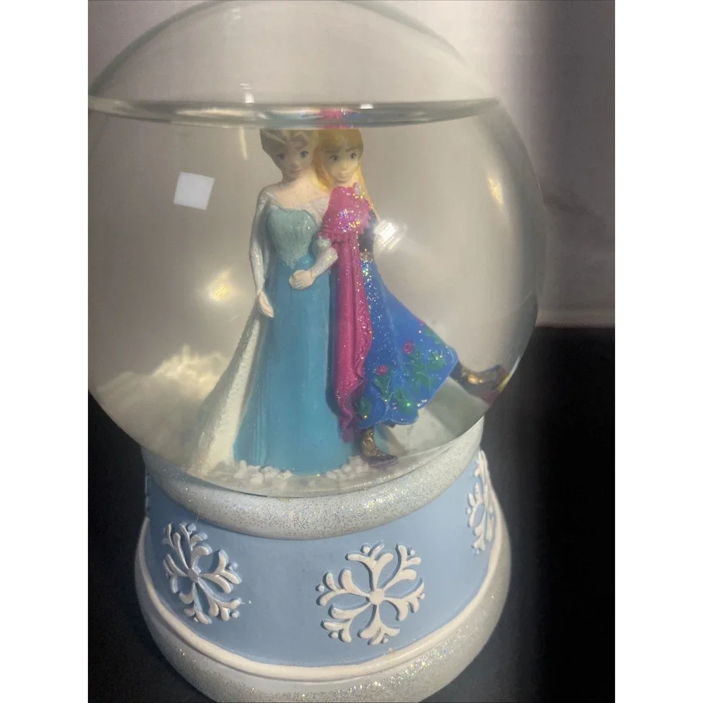 Lenox Classics Disney Frozen Elsa & Anna Musical Snow Globe Snowflake Base